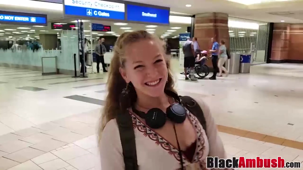 Nubile Luna unknowingly casting for first interracial facial
