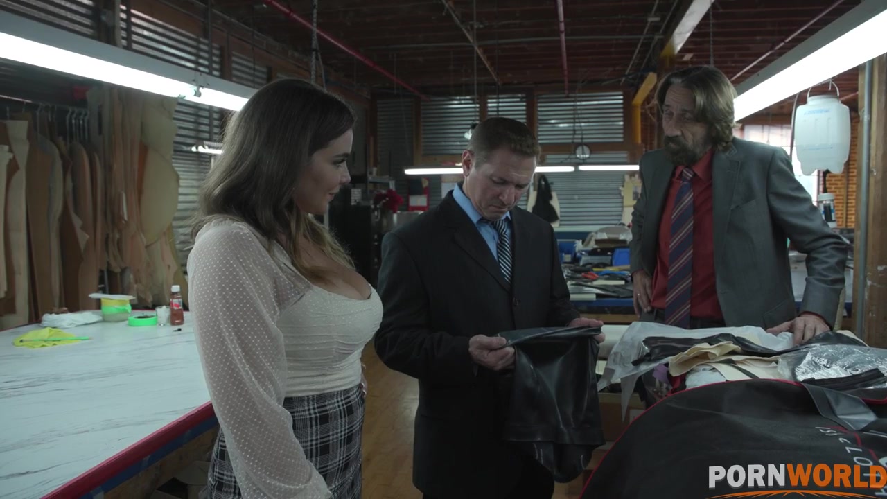 Natasha Nice Closes a Deal With Office DP GP1700 - AnalVids