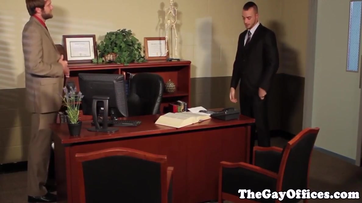 Gay Officesex Lad Anal Fucked By His Boss