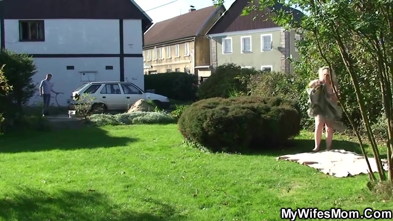 Busty Blonde Girlfriends Step mom Riding His Dick Outside