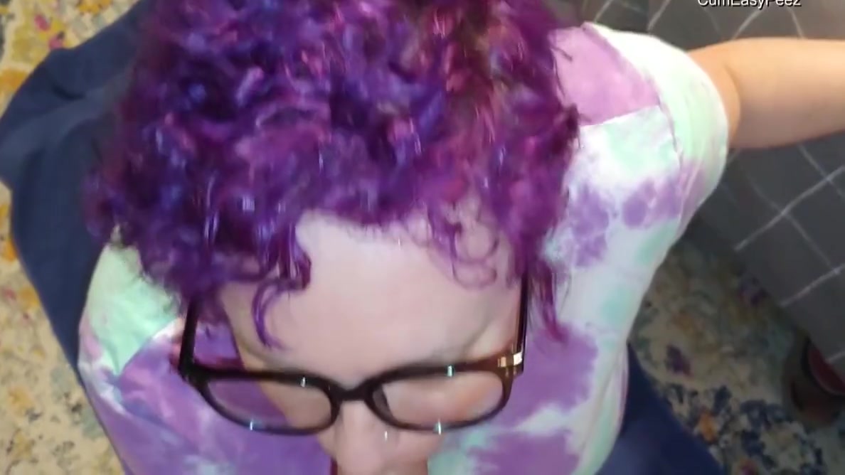 Cute Cumslut Makes Him Cum On Her Face