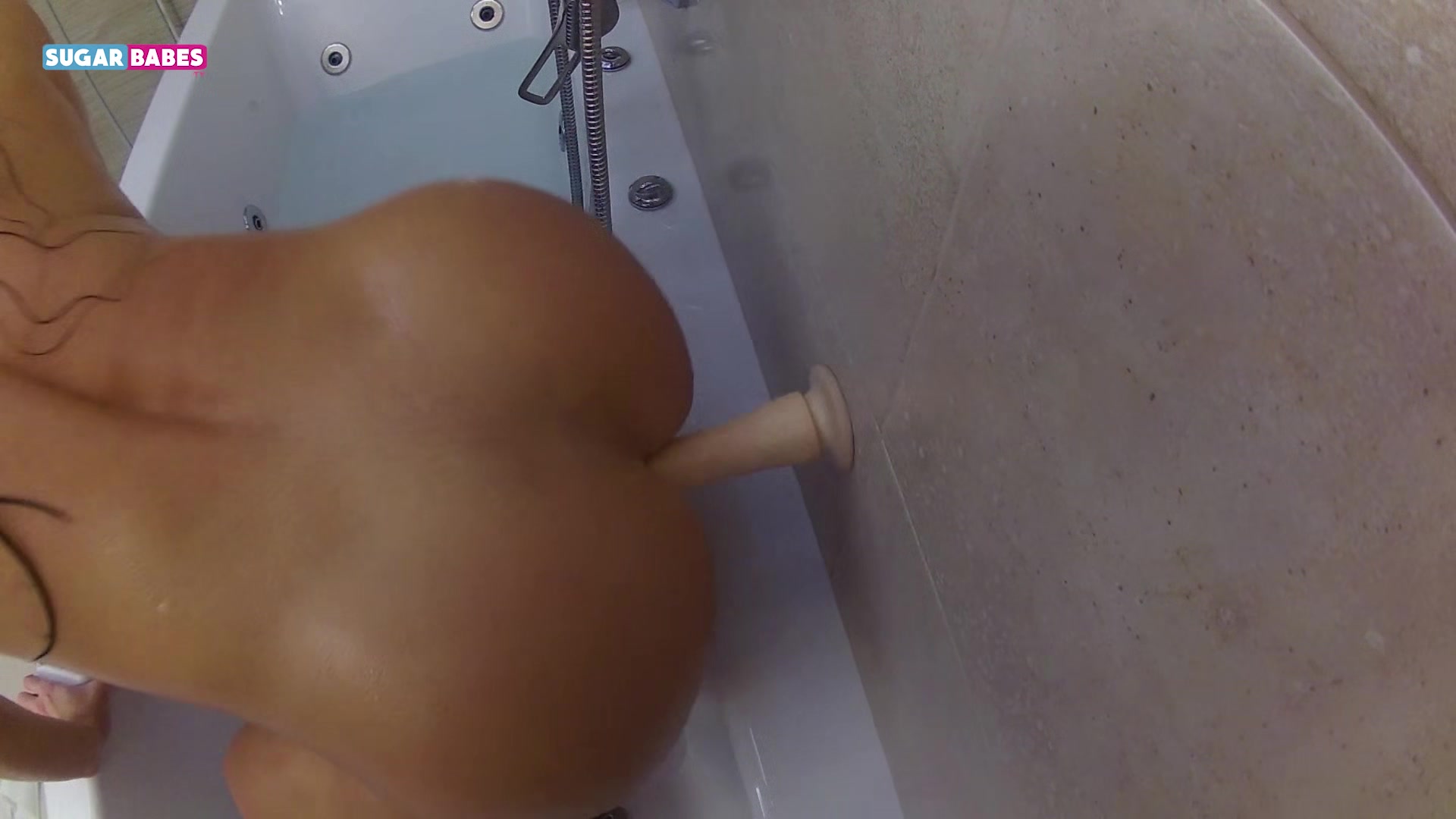 Housewife Inna Innaki anal masturbation