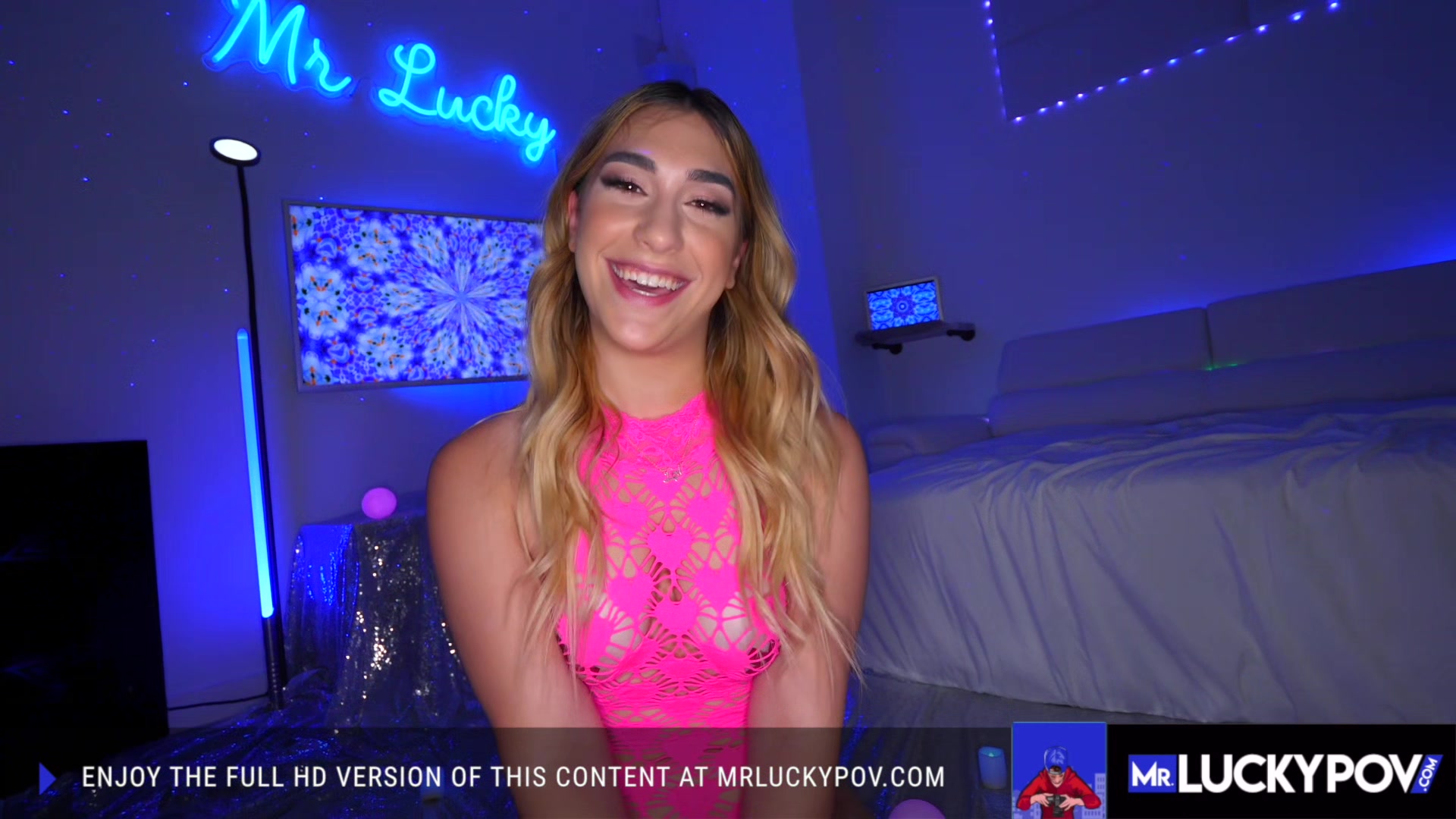 Cock Sucking Cutie Loves Creampie