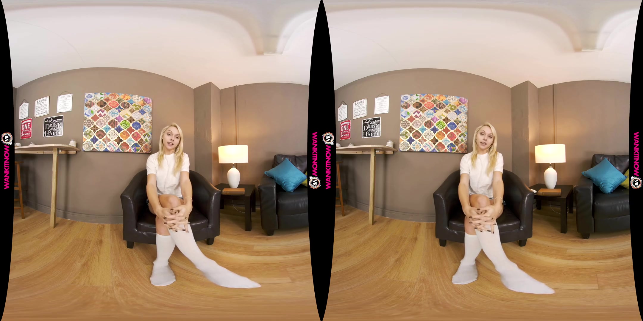 Chloe Toy in Red Light Green Light - WankitnowVR