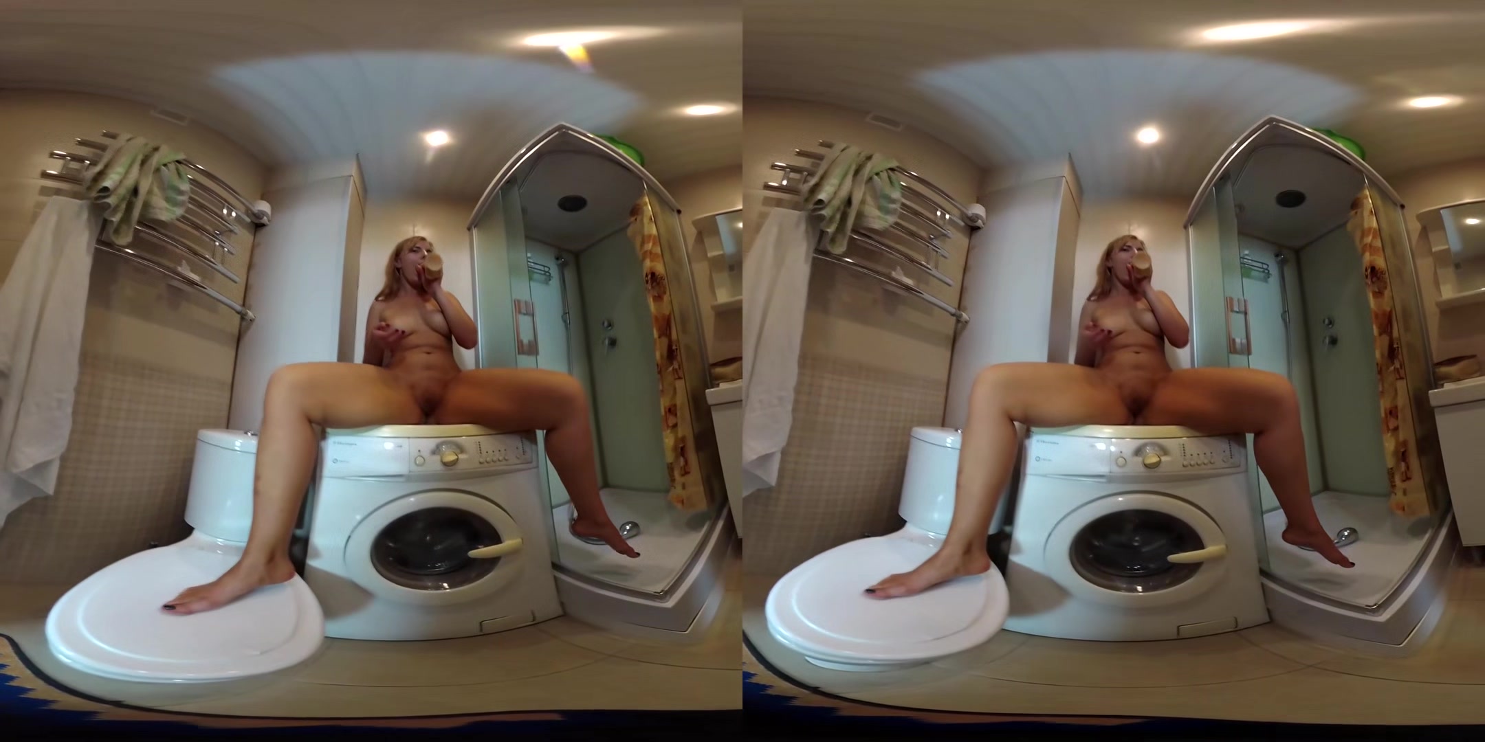 Agneta Masturbates In The Bathroom - Thick Blonde Big Ass Toying