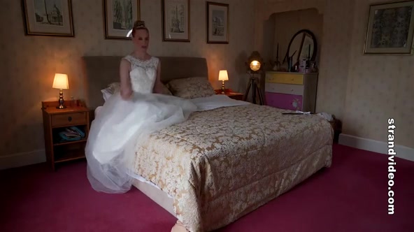 The Diva Bride