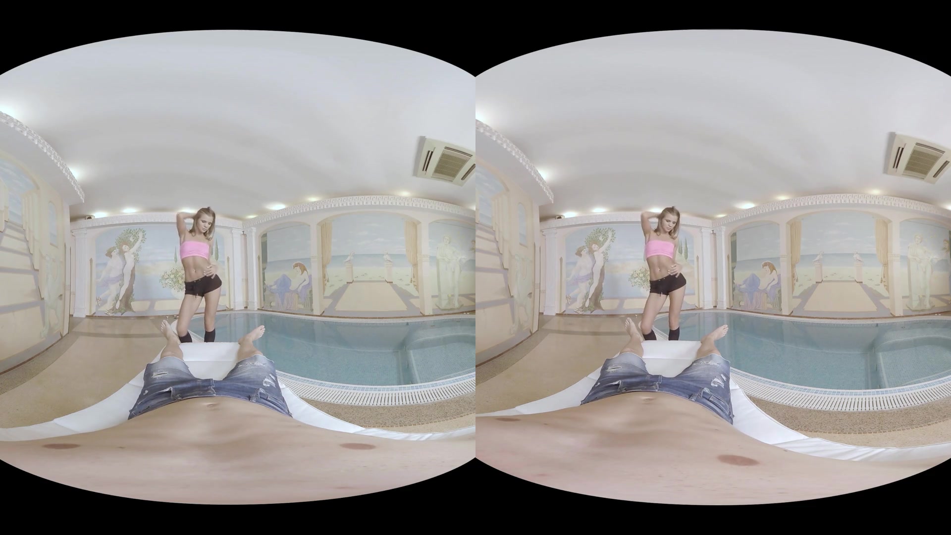 Sara Kay in Anal At The Pool - RealJamVR