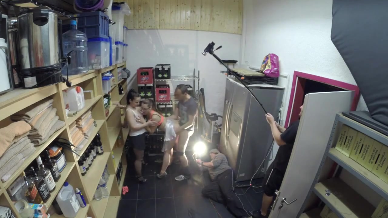 Behind The Scenes By Josie Und Lydia