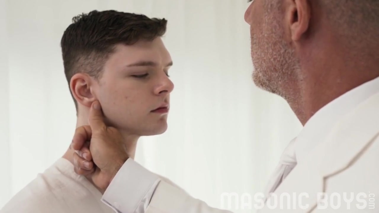 Master Stone Fucks Apprentice Ethan Tate Raw