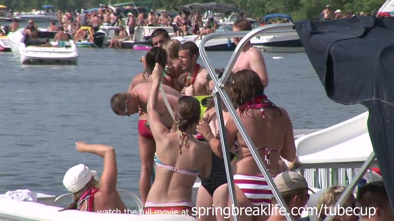 SpringBreakLife Video: Party Cove Chicks