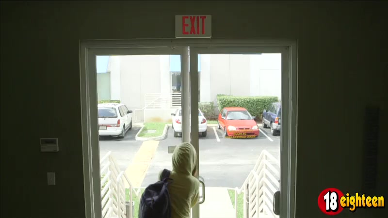 Skipping Slut - 18Eighteen