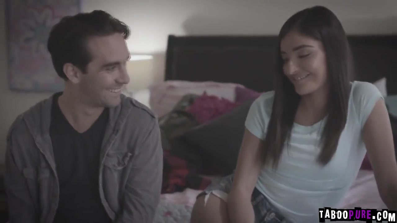 Logan Pierce - Virgin Emily Gave Virginity To Logan