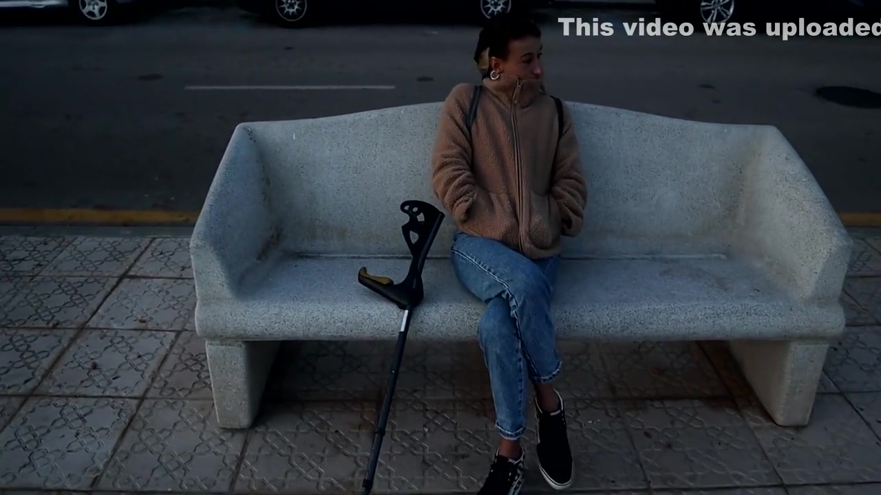This Girl Invites Me To Her Van To Have Sex