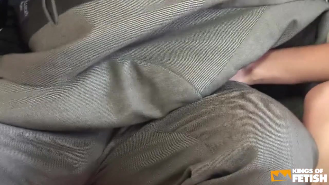 Sexy Babe Gets Her Pussy Drilled And Creampied By A Experienced Man After Hot Lapdance