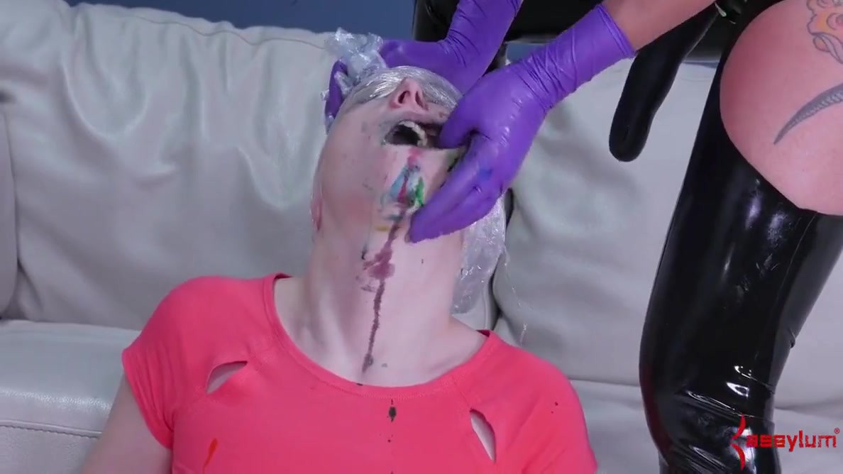 Bdsm Sub Dominated With Delirious Hunter
