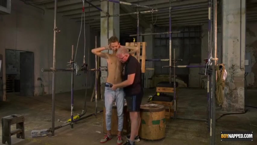 Sebastian Kane And Jay Mcdally - Dilf Restrains And Dominates Tall