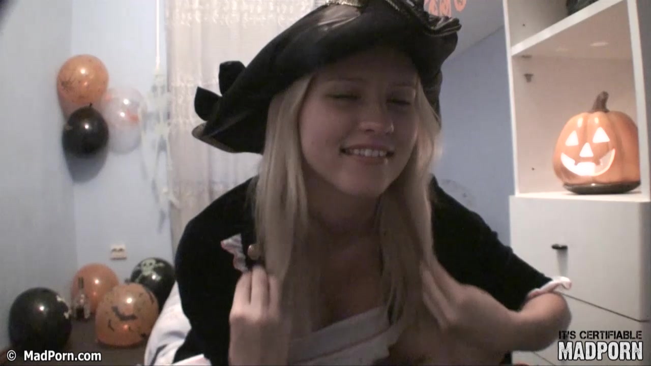 Alice Halloween - MadPorn
