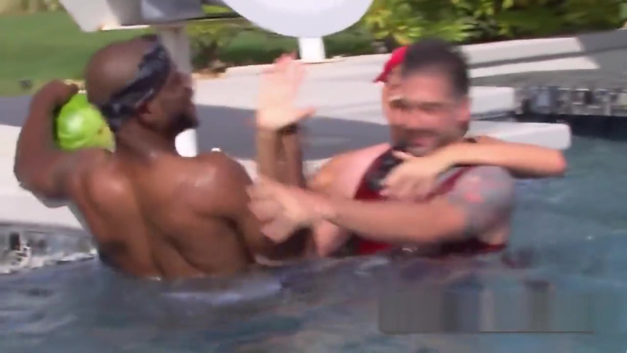 Gingers foreplay with other horny couples out by the poolside