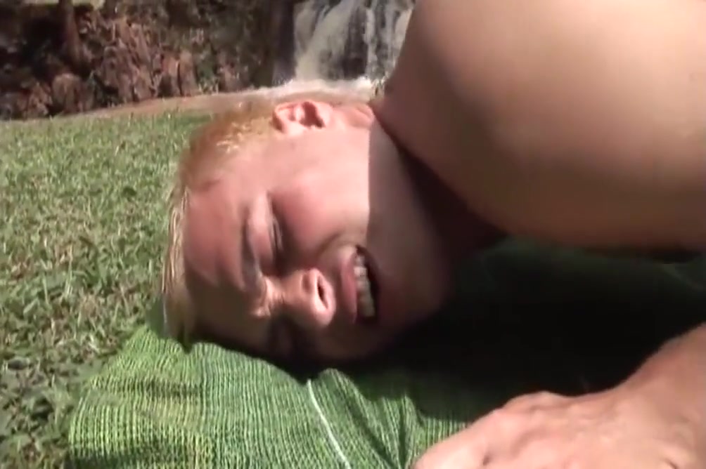 Hardcore Outdoors Sex