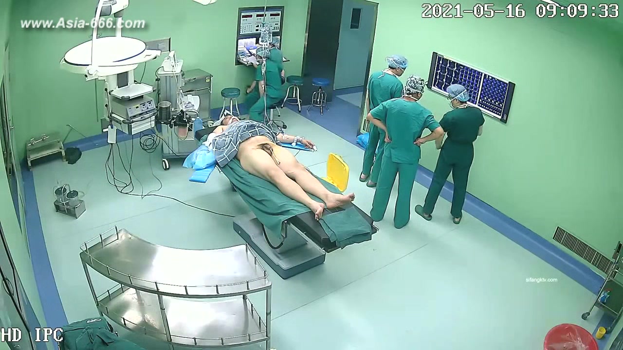 Peeping Hospital patient.13