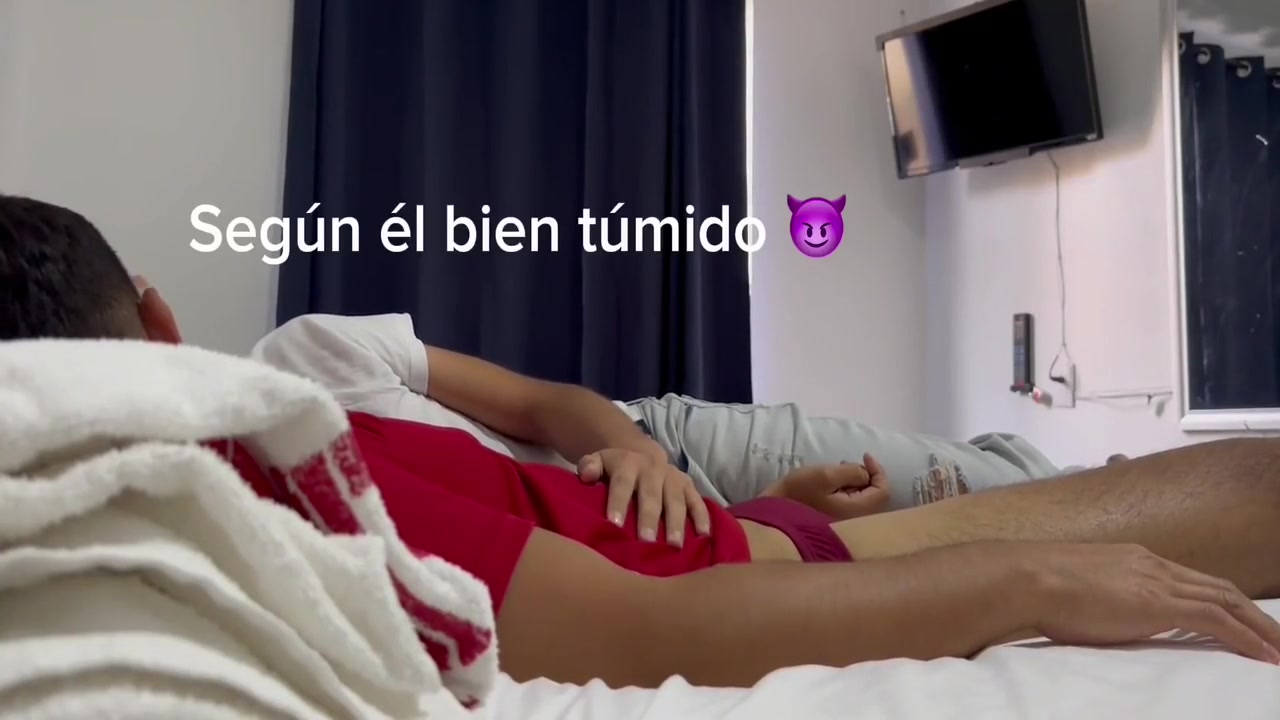 Cuando Le Hablas Bonito A Un Cabroncito, Te Entrega Hasta El Alma 4 Min With Angel Tacru And Omar Castell C