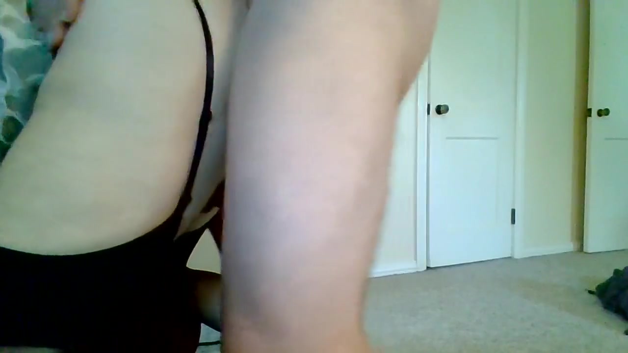 Crossdresser Gets Poundedgood And Get A Monster Cream Pie