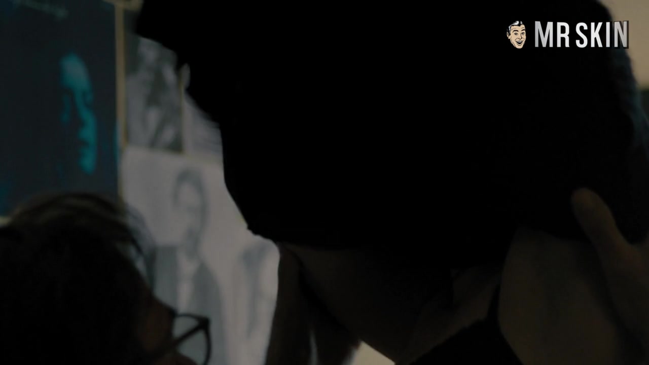 The Ladies of GLOW Will Make You Blow - Mr.Skin