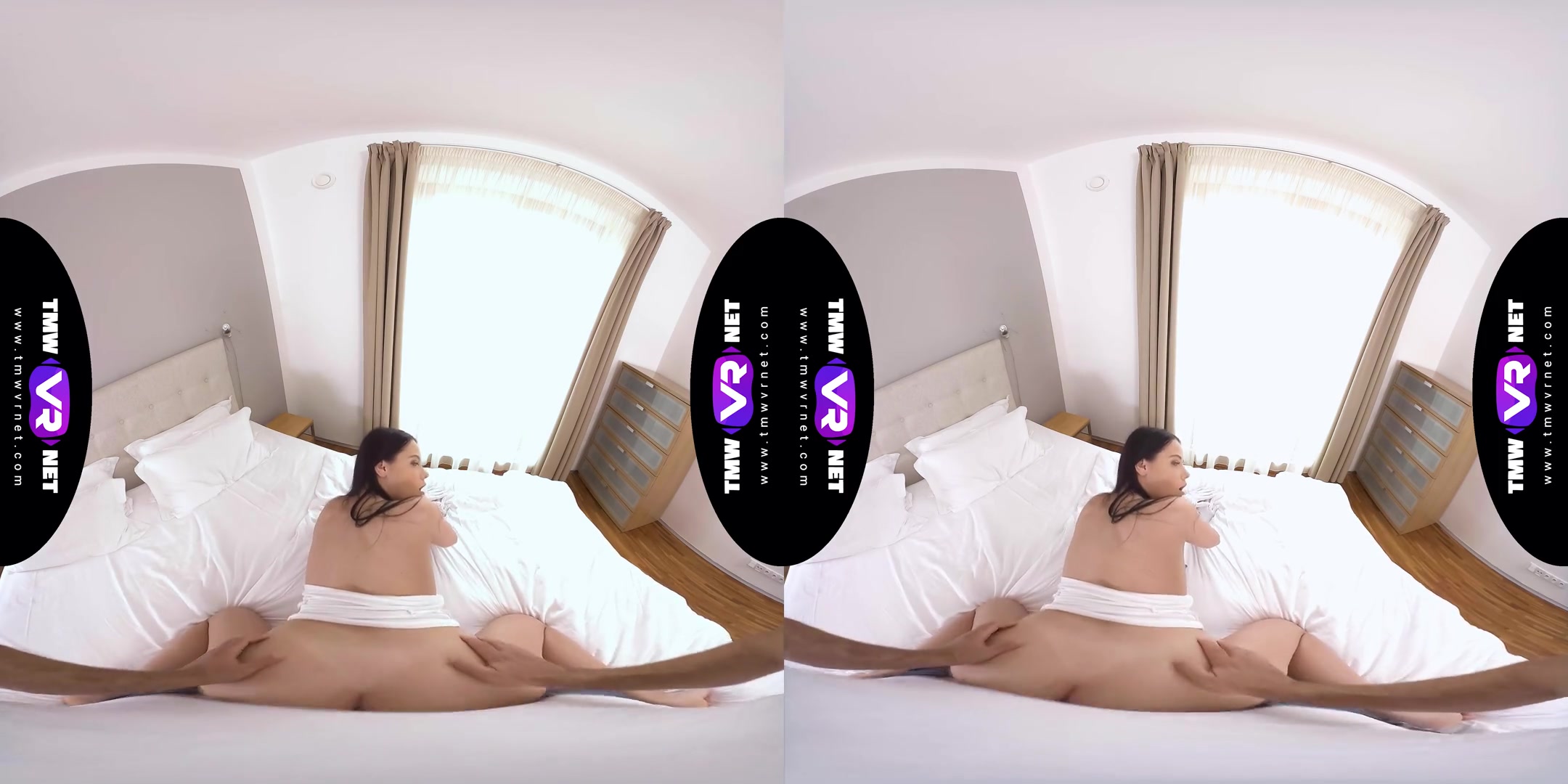 I Slap a Fine on Your Butt - Beautiful Virtual Girlfriend in Bed with Lingerie