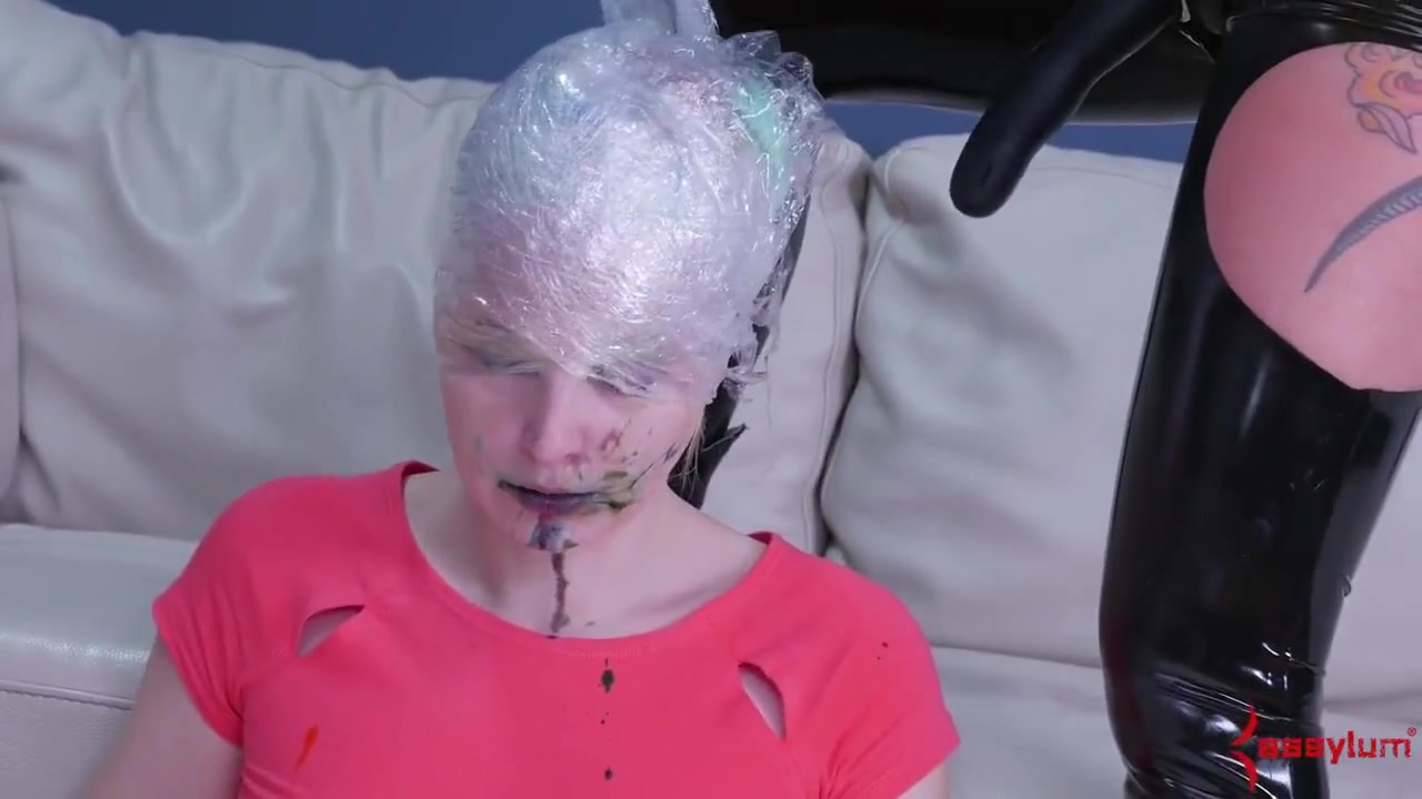 Bdsm Fetish 18-year-old Is Anally Penetrated - Delirious Hunter