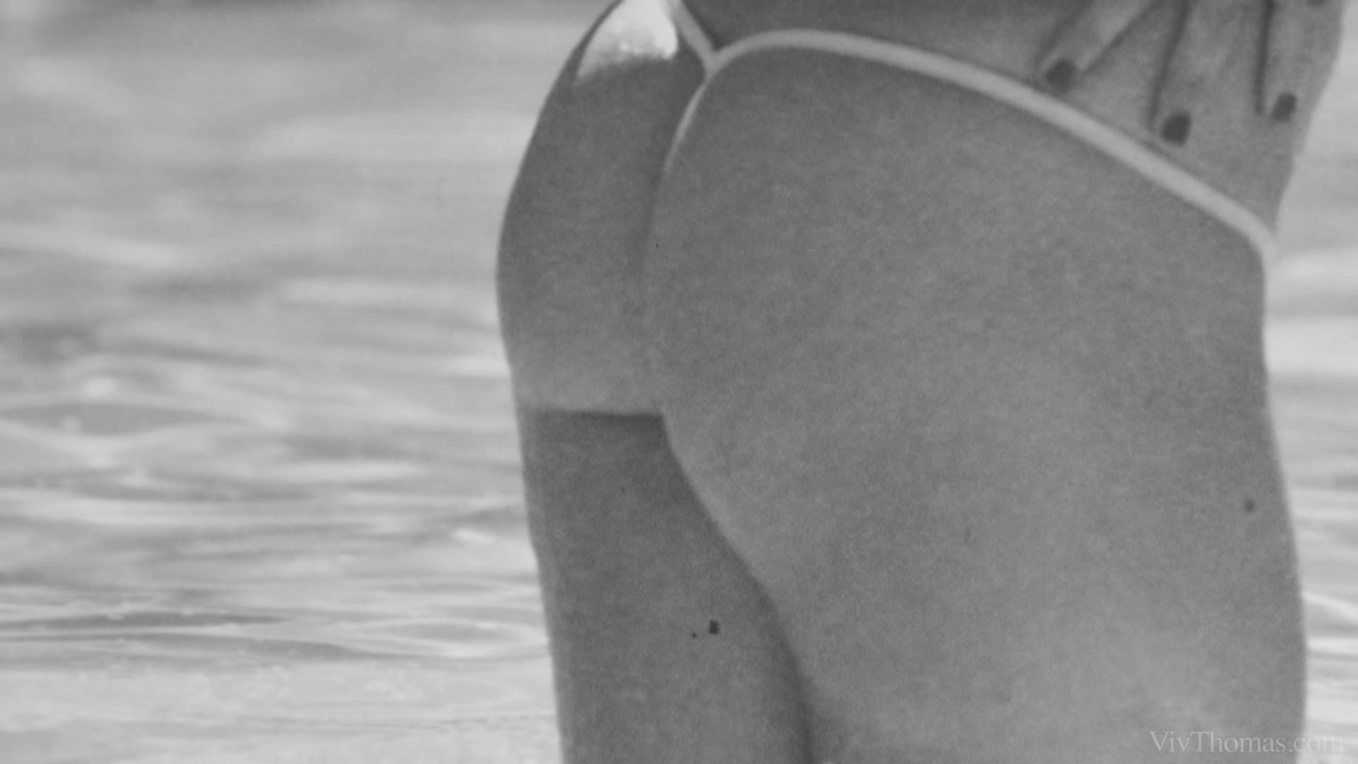 Summer Memories 4 - Retrospect - Julia Roca & Nikita Bellucci - VivThomas