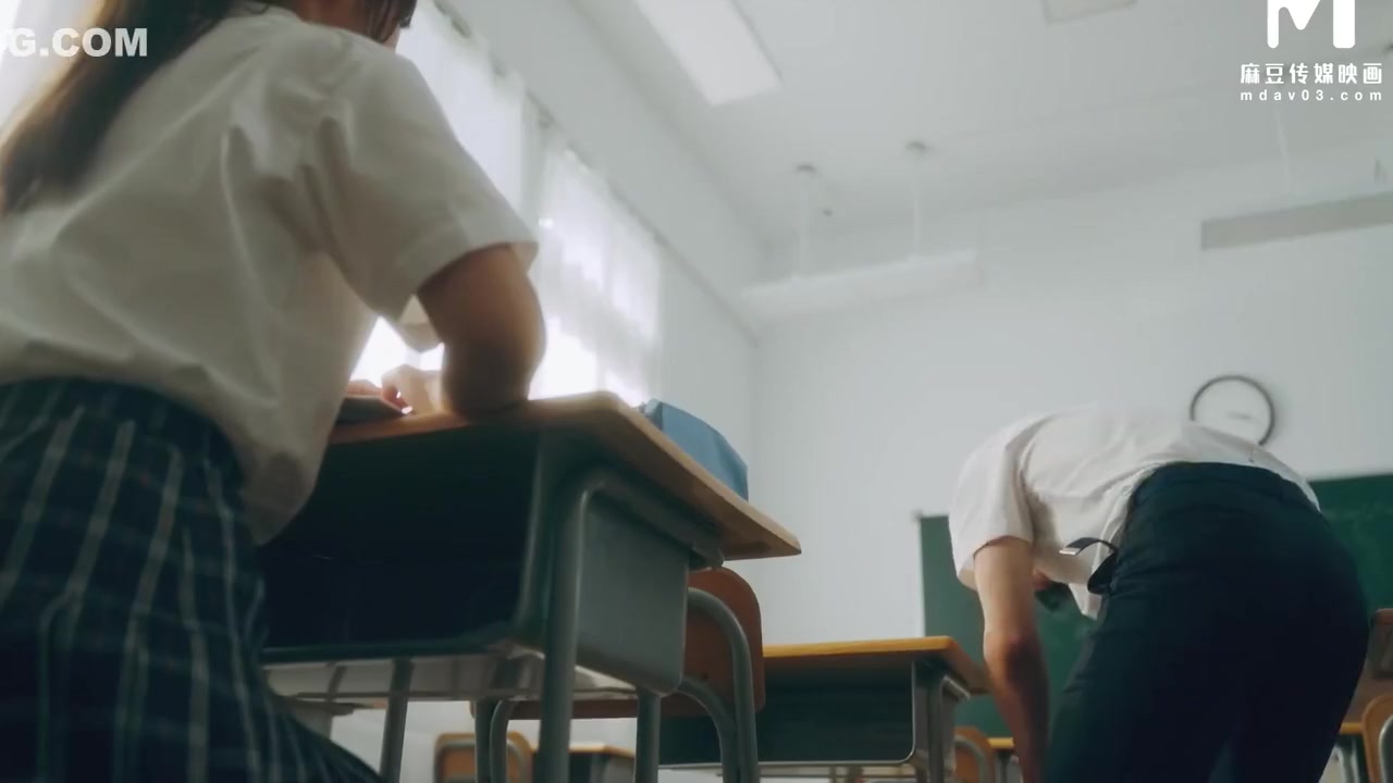 My Girlfriend In College Getting Fucked By A Black Guys Huge Cock