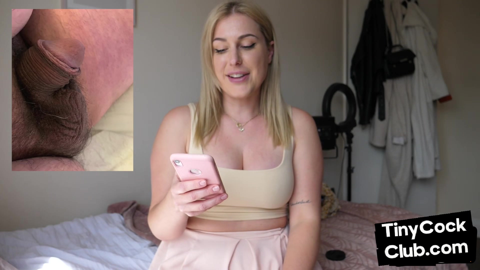 Ruthless SPH domina mocks micro dick
