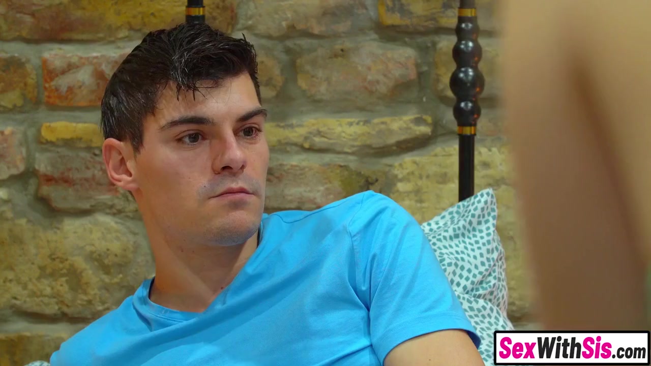 Stepsis And Bestie Fuck Big Dick Stepbro