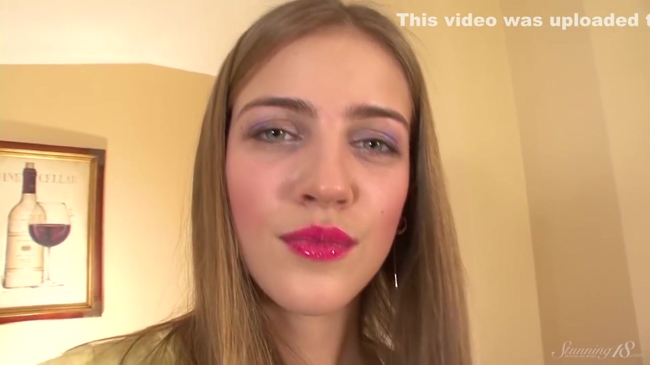 Hard Fucking Stunning Blonde Coed Hanna On Her Couch!
