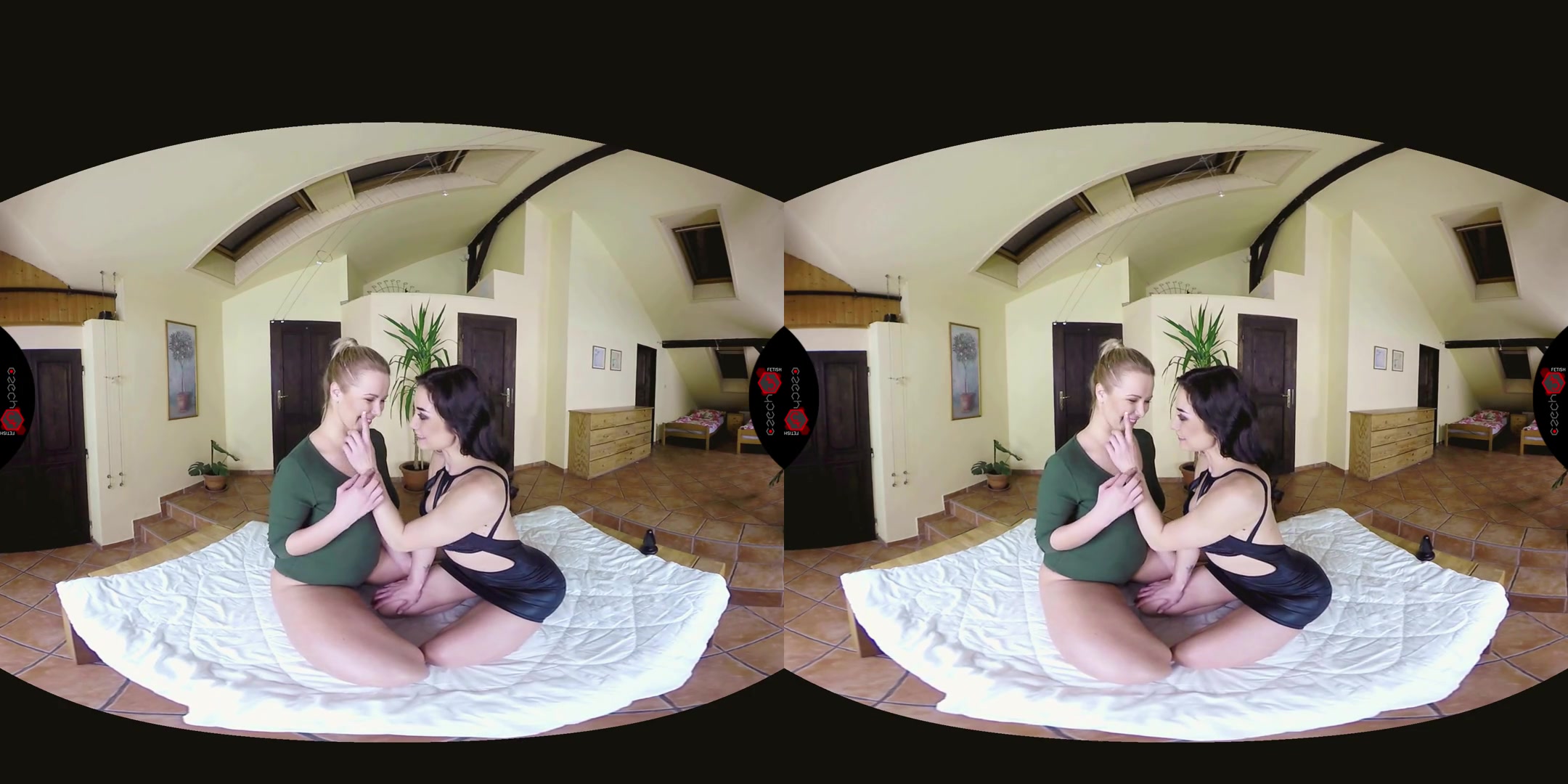 Nikky Dream & Valentina Bianco in Lesbian Anal Fisting - CzechVRFetish