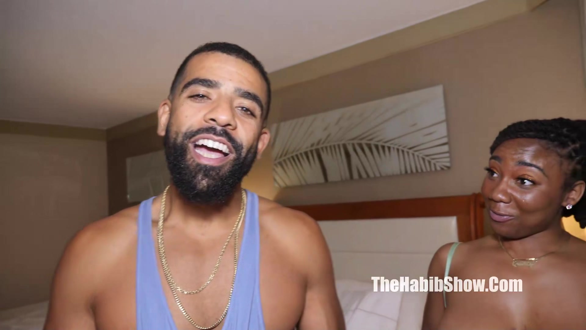 dirty drizzy pussy playing cum nut queen quincy roee