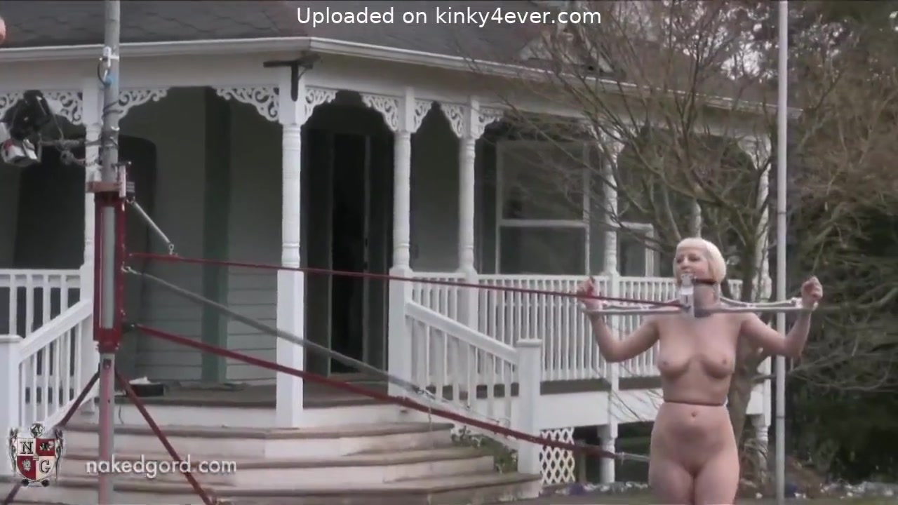 Nude Walk - Cherry Torn