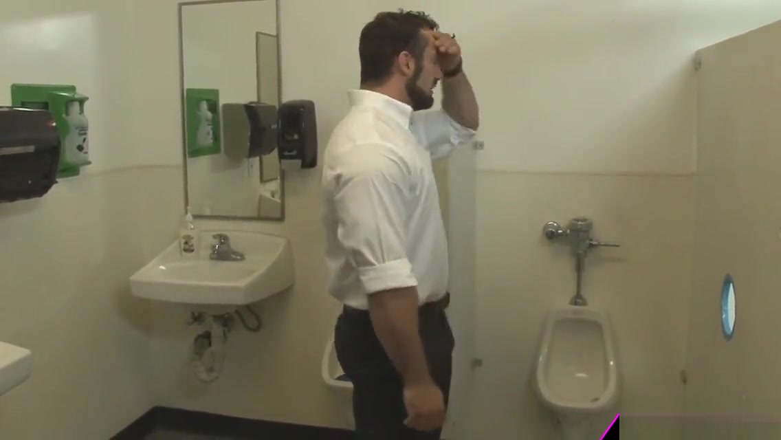 tranny gloryhole