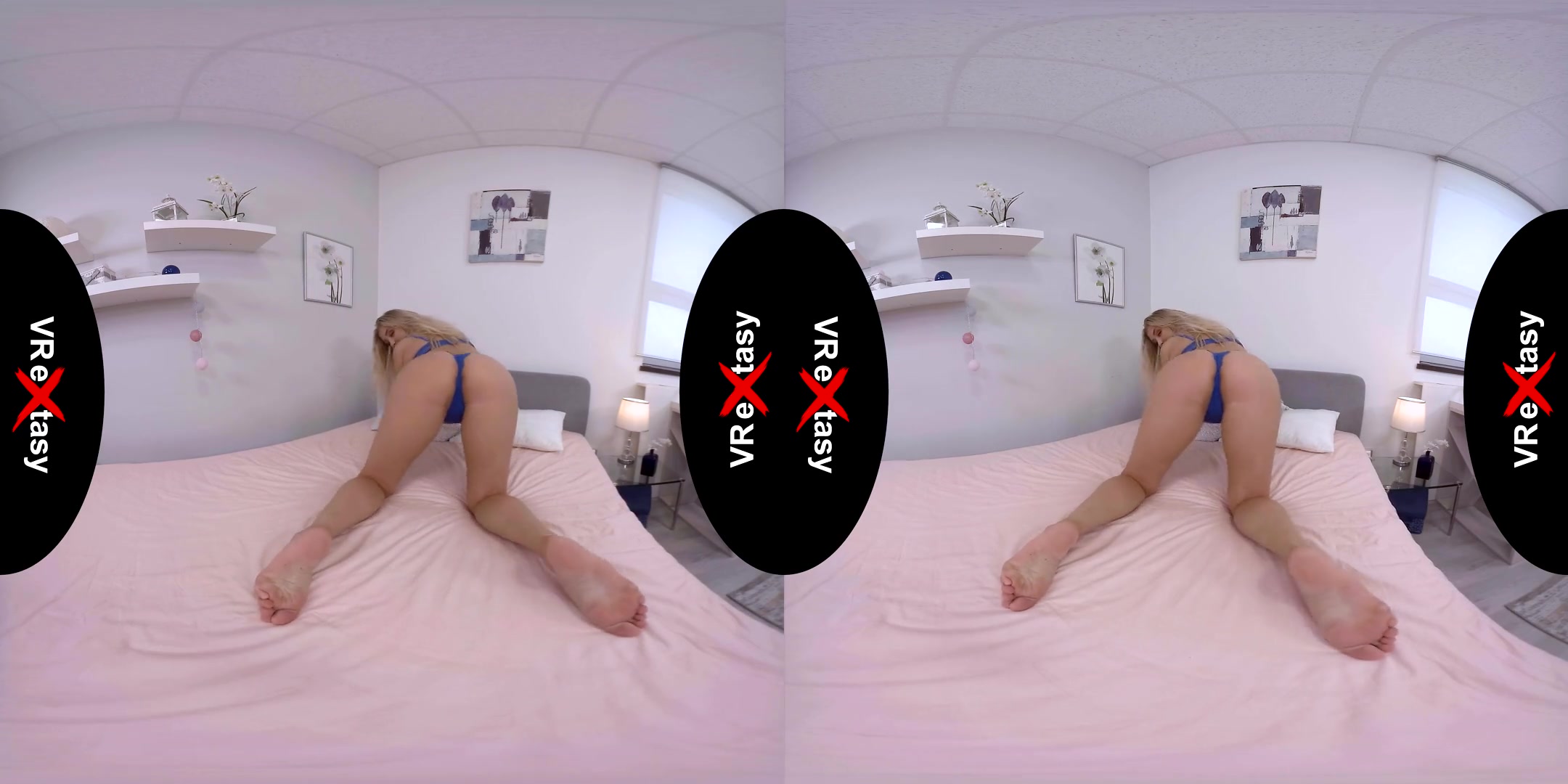 Cayla Lyons - Morning Masturbation; Beautiful Blonde teen 18+ Solo
