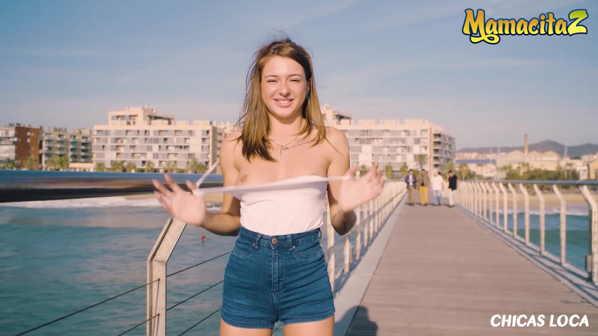 MamacitaZ - Sandra Wellness - Naughty Chick Banged On Public Beach