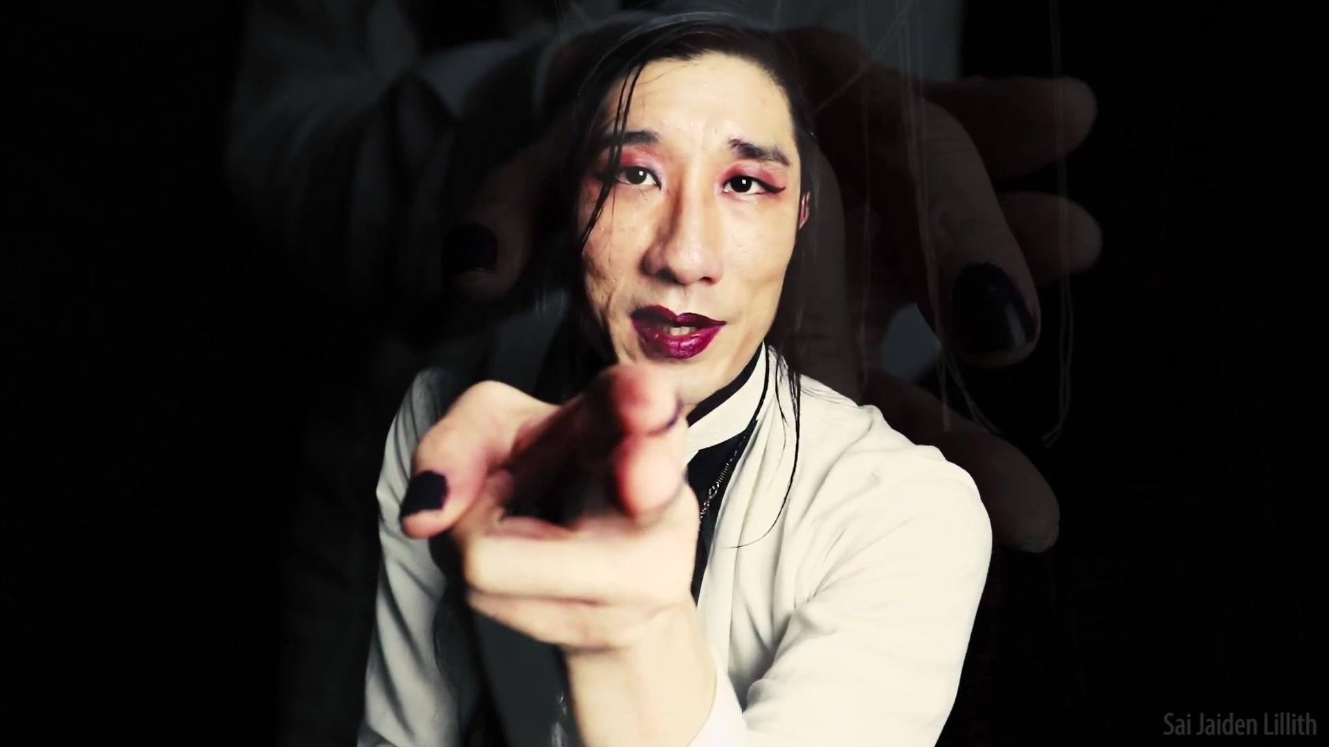Long Fingered Hands (Solo)
