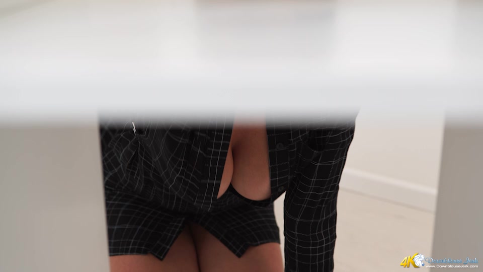 Tammie Lee in Are You Perving On Me? - DownblouseJerk