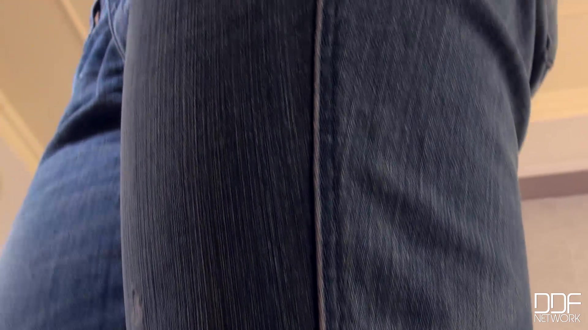 Legs for Miles - PornWorld