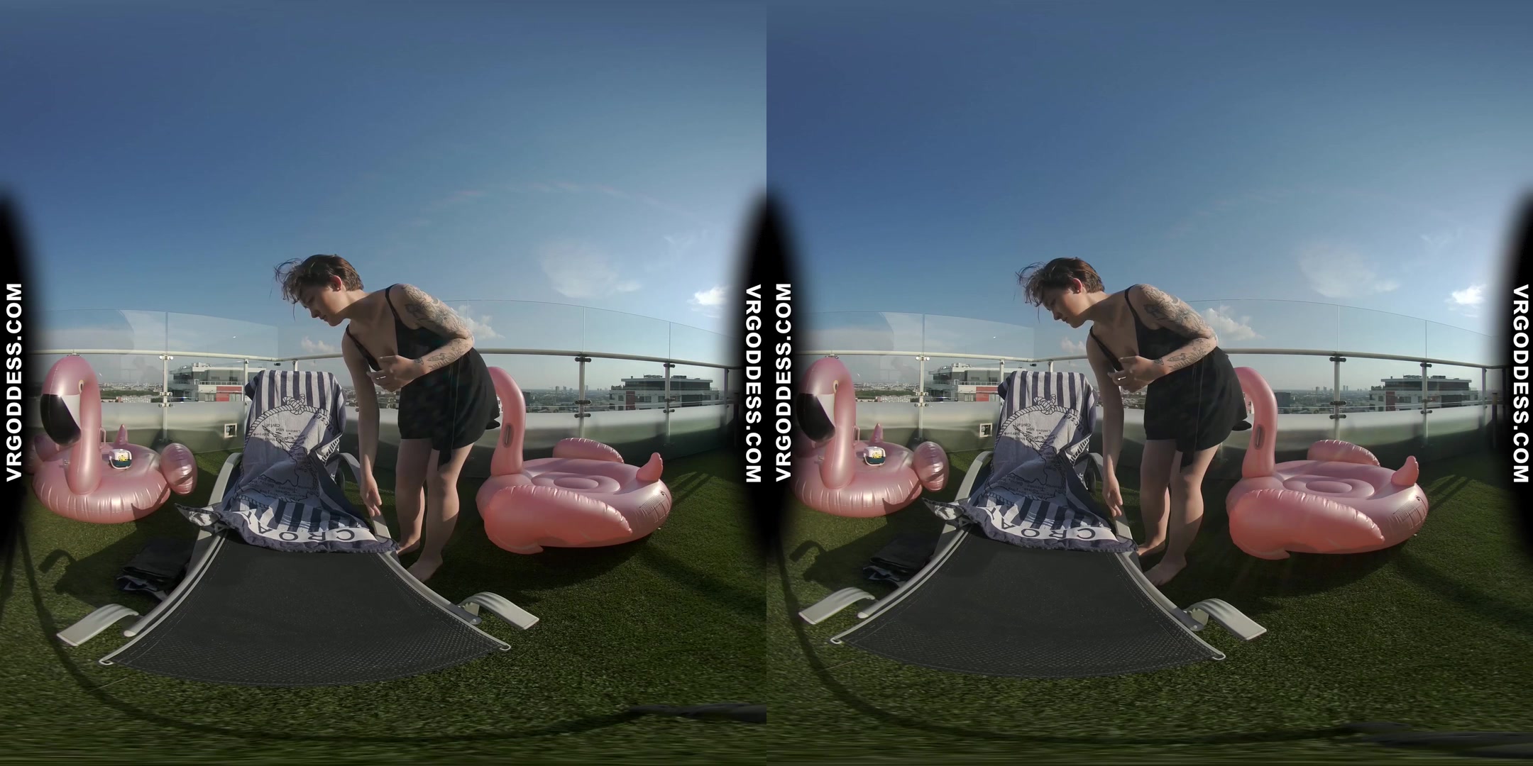 Big Boobed Tattoo Sammy Masturbating With A Dildo In The Sun On Private Penthouse Rooftop