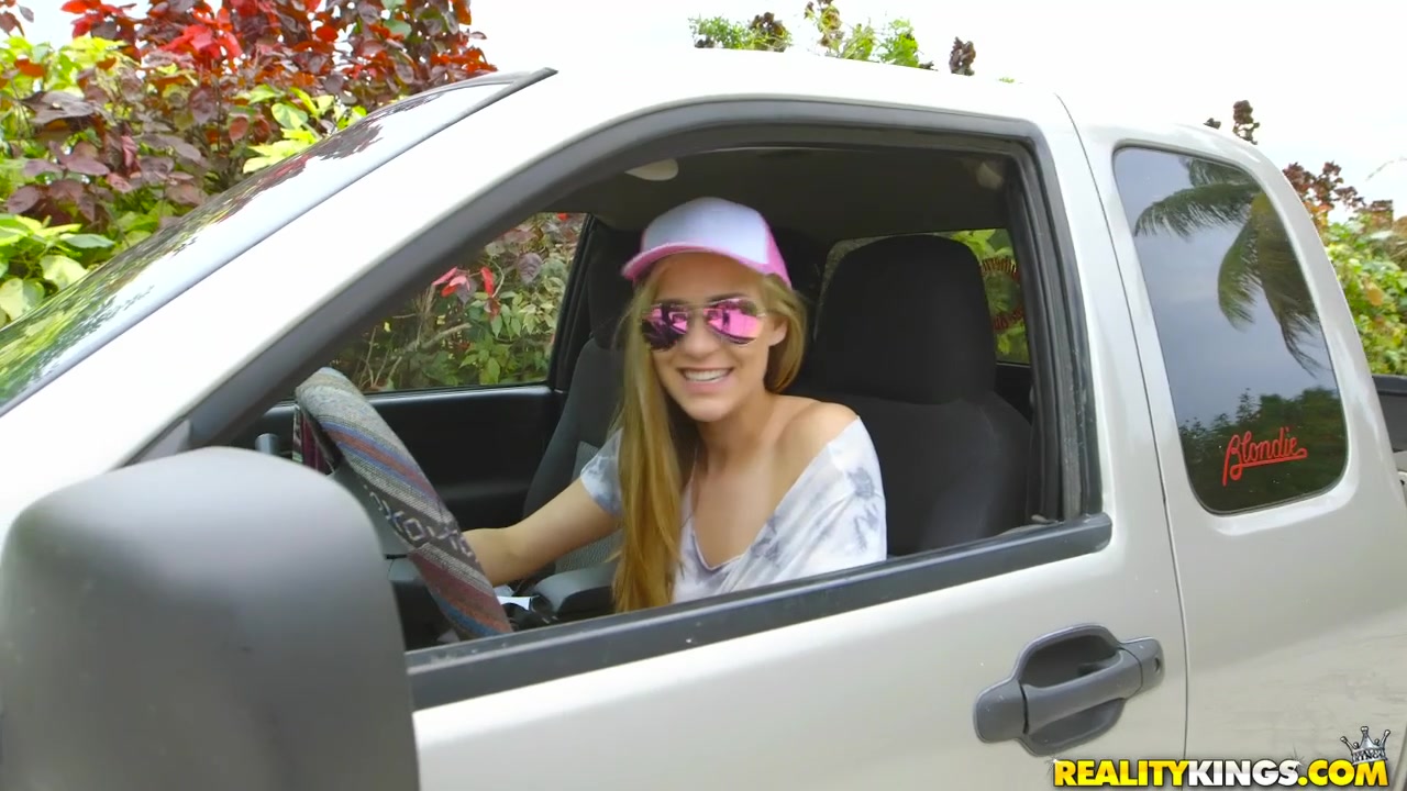 Cute Skater Chick - RealityKings with Chad White, Daisy Mae