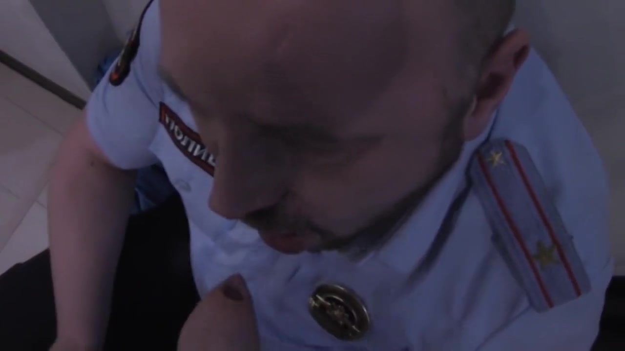 Tough Skinhead Hard Fucks Throat And Ass Bareback Of A Policeman With Big Dick And Cum On The Face