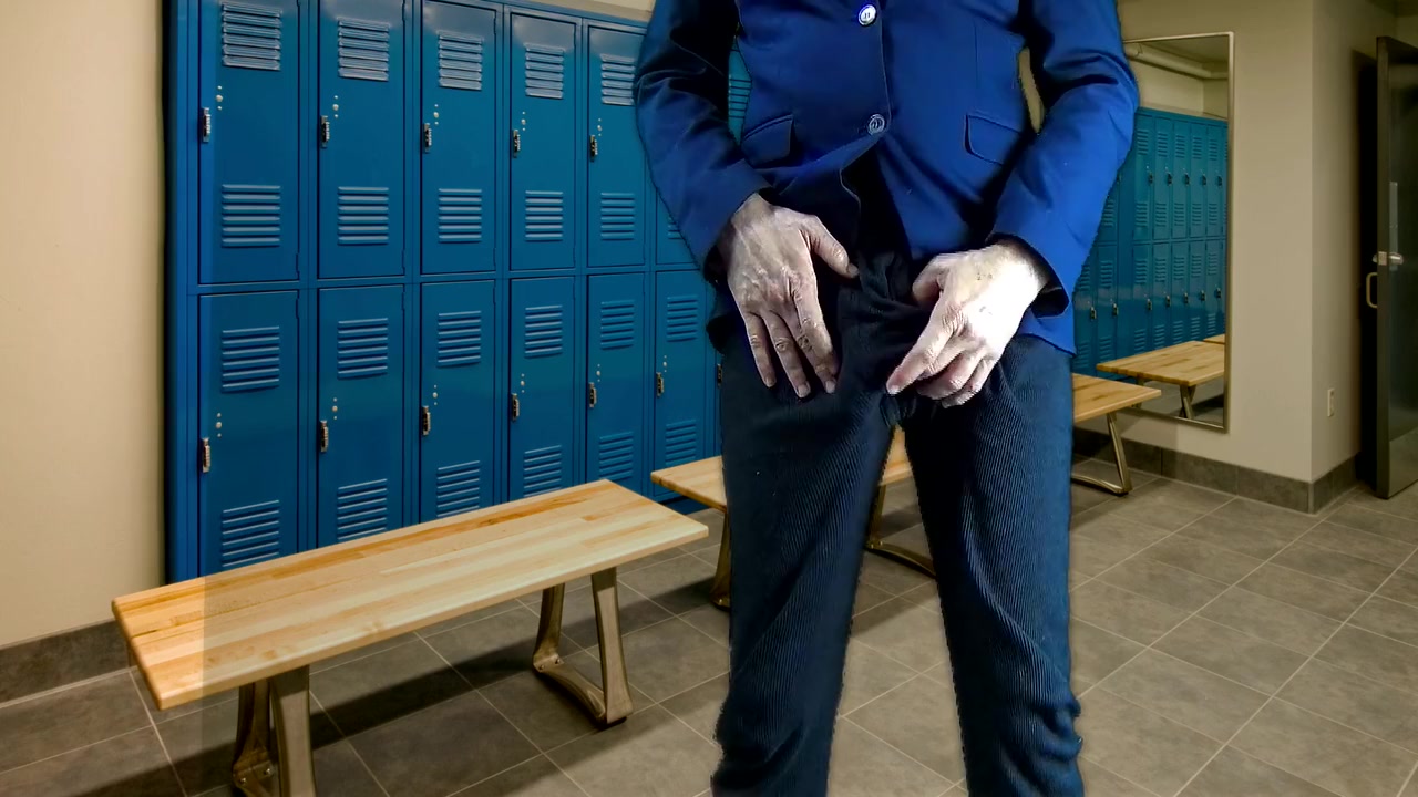 I Found Another Locker Room To Masturbate In