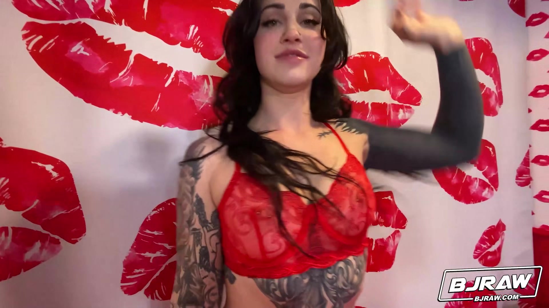 Dropping A Load On Demi - BJRAW