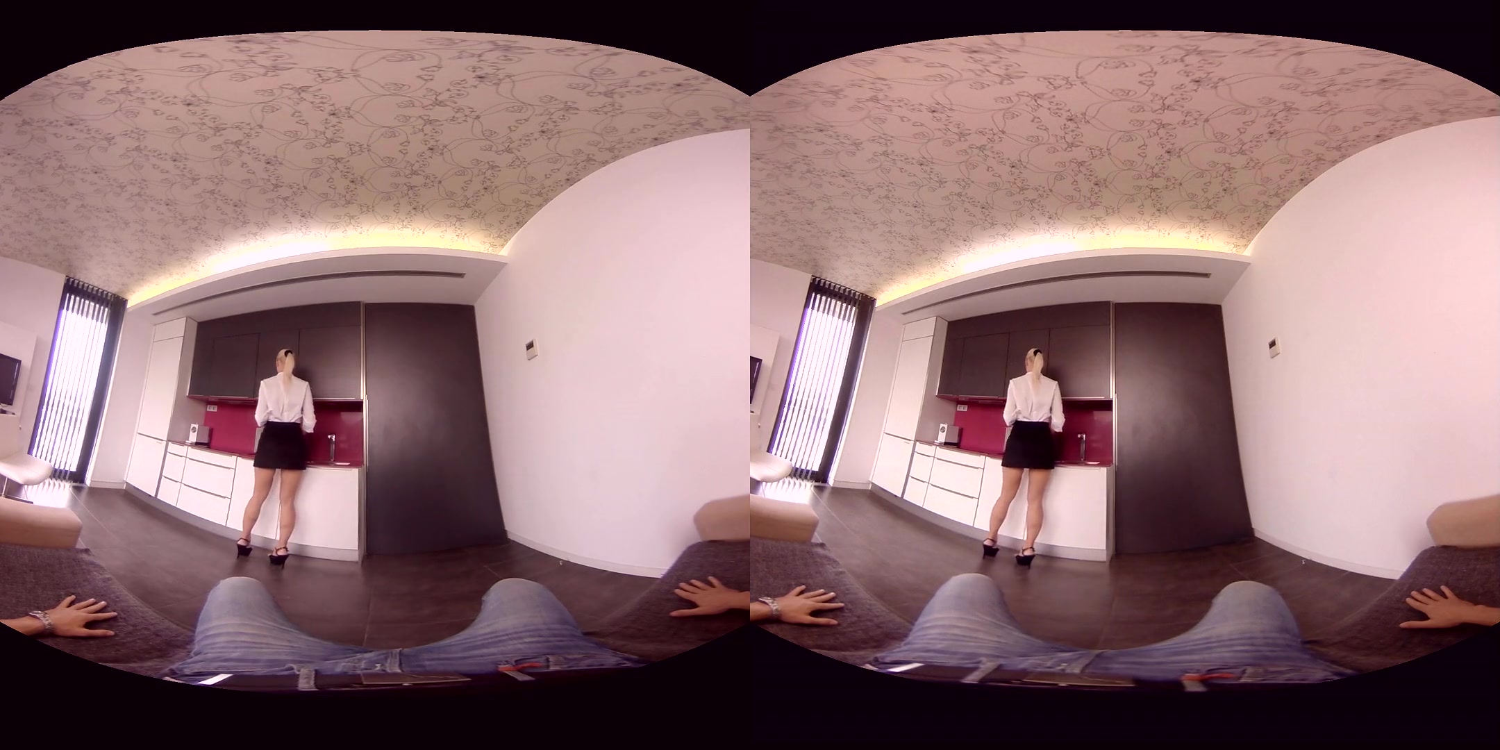 Lynna Nilsson in VR Hotel - VirtualRealPorn