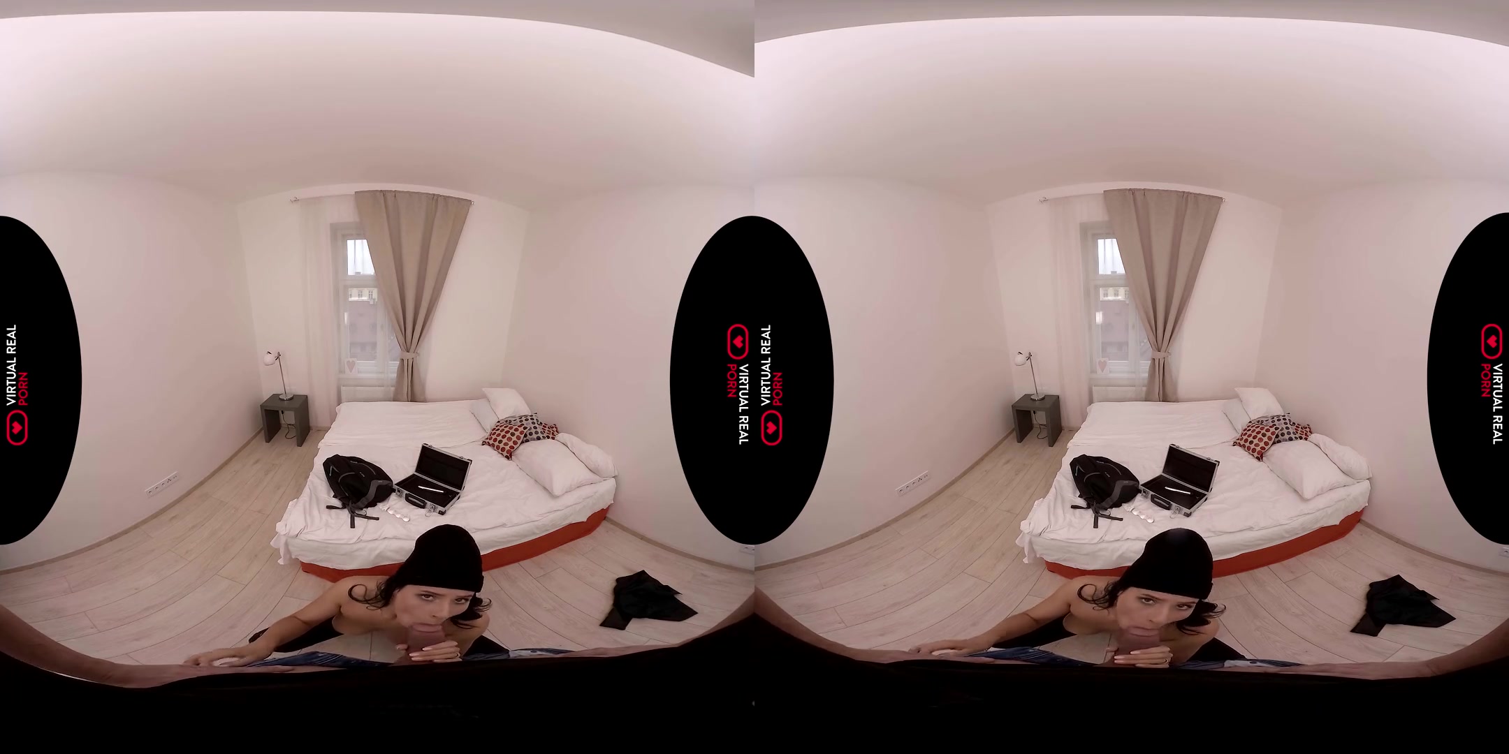 Nelly Kent in Perfect Robbery - VirtualRealPorn